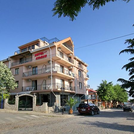Family Hotel Kosko เชอร์โนโมเรทส์ ภายนอก รูปภาพ